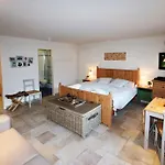Apartment Sarazena *