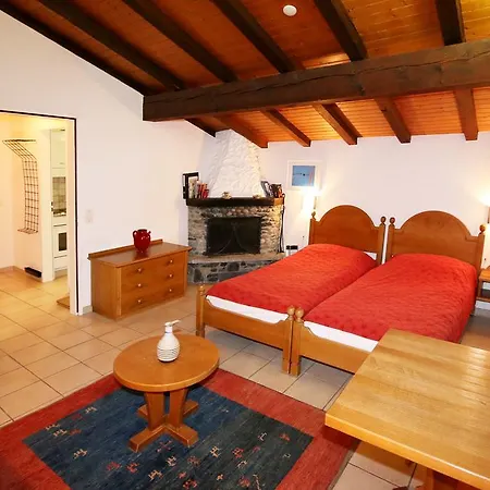 Apartament Sarazena